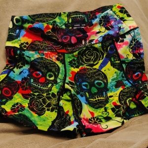 Tie Dye Skulls